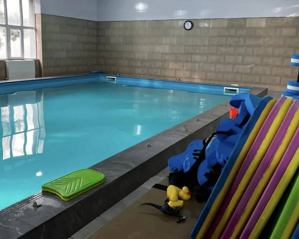 Aqualand бассейн