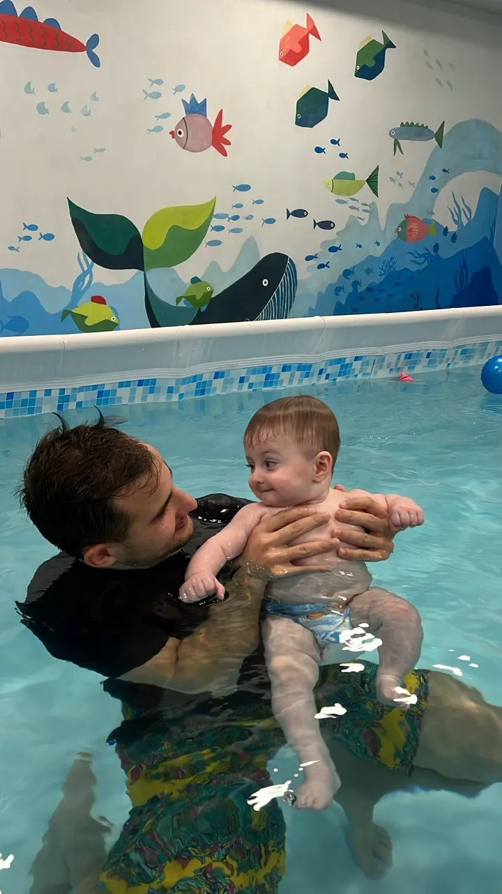 Тренер с малышом